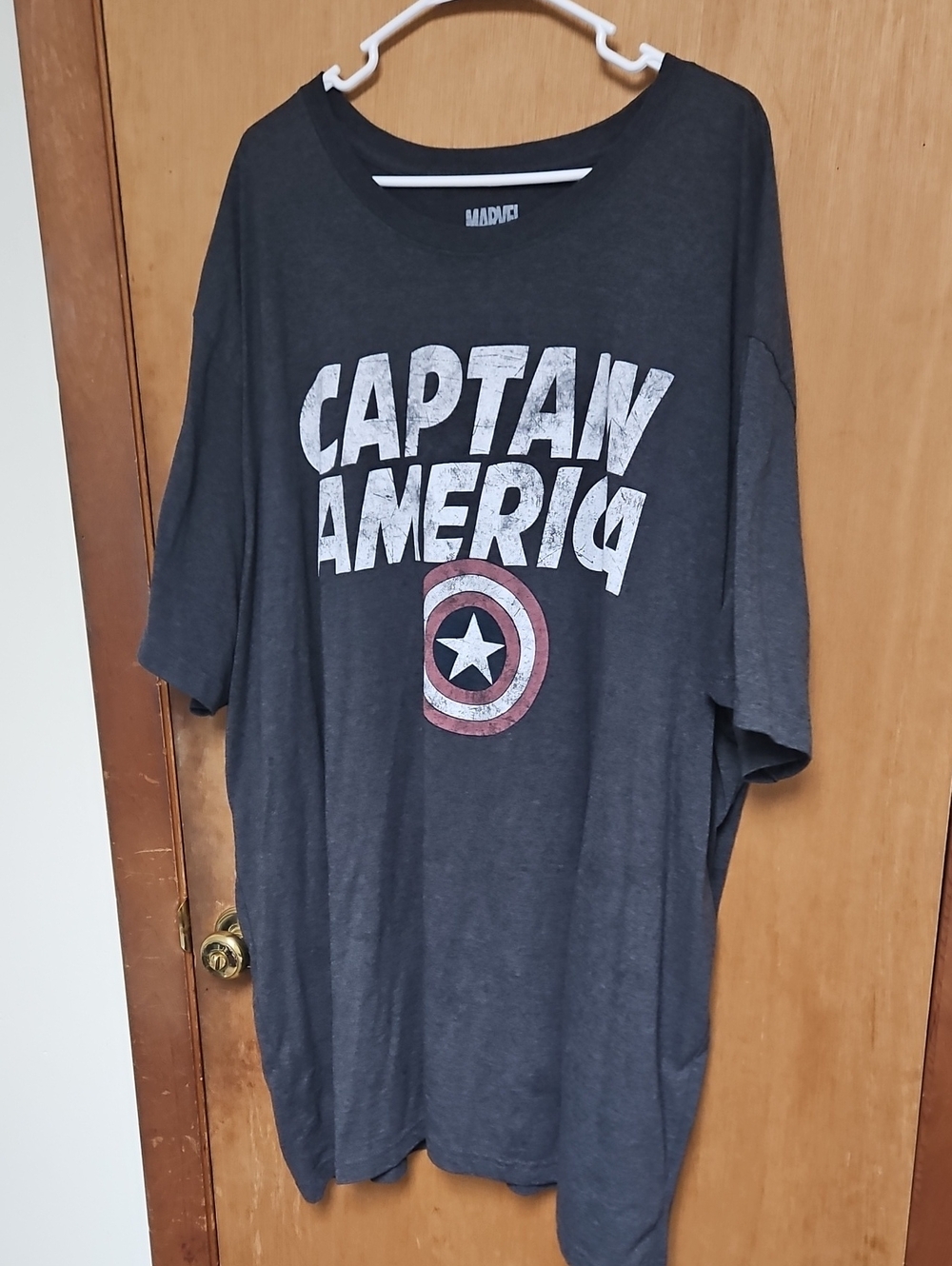Marvel Captain America Tee - Charcoal with Red & White Shield